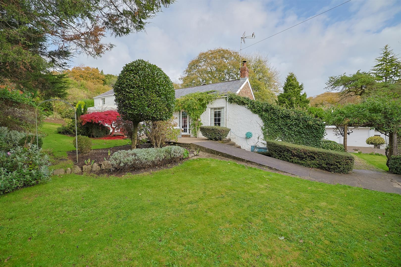Gellidywyll Farm, Olchfa Lane, Sketty, Swansea, SA2 8QQ